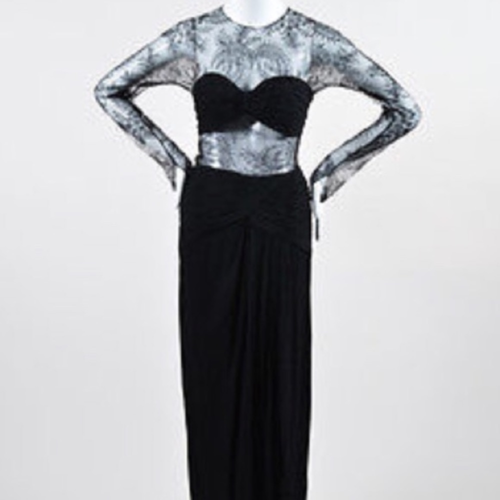 Oscar De La Renta lace cut out gown